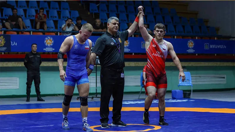 Der internationale Wettbewerb im Freistilringen um den „Stepan Sargsyan-Pokal“ hat begonnen.