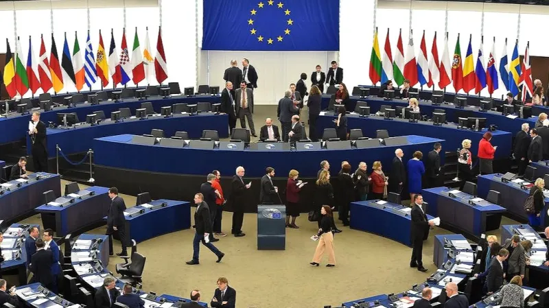 Das Europäische Parlament fordert erneut die sofortige Freilassung der armenischen politischen Gefangenen und Kriegsgefangenen.